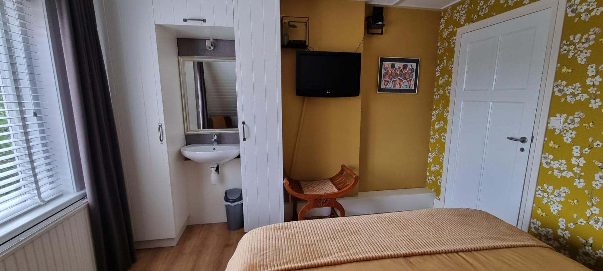 B&B Maaslandje Wijk en Aalburg Ngoại thất bức ảnh